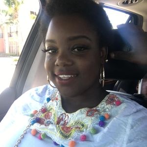 Meet your Posher, Briana